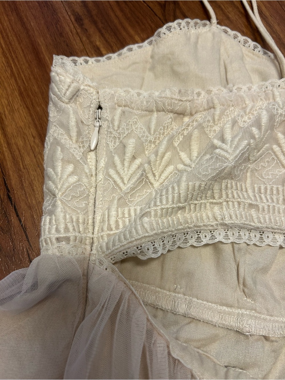 Ambercrombie &Fitch Bohemian Fairy Cream Embroidered Baby Doll Dress XL Boho - Picture 9 of 11